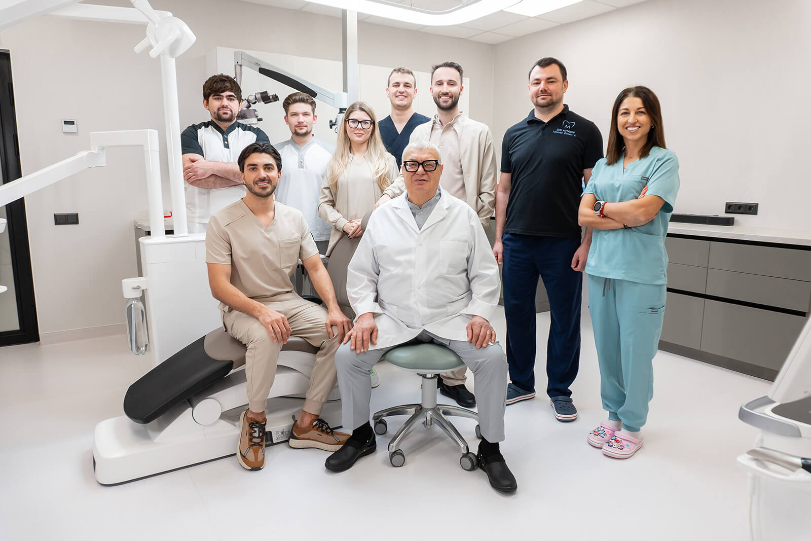 Dr. Mitachi clinical team at the Chișinău clinic